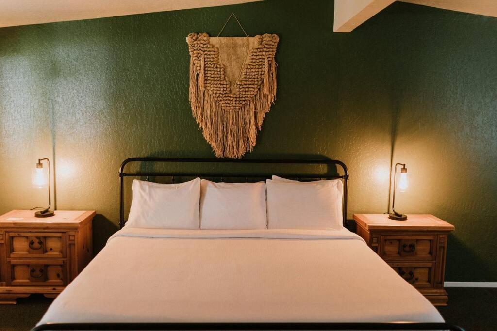 The Long Barn Lodge Экстерьер фото