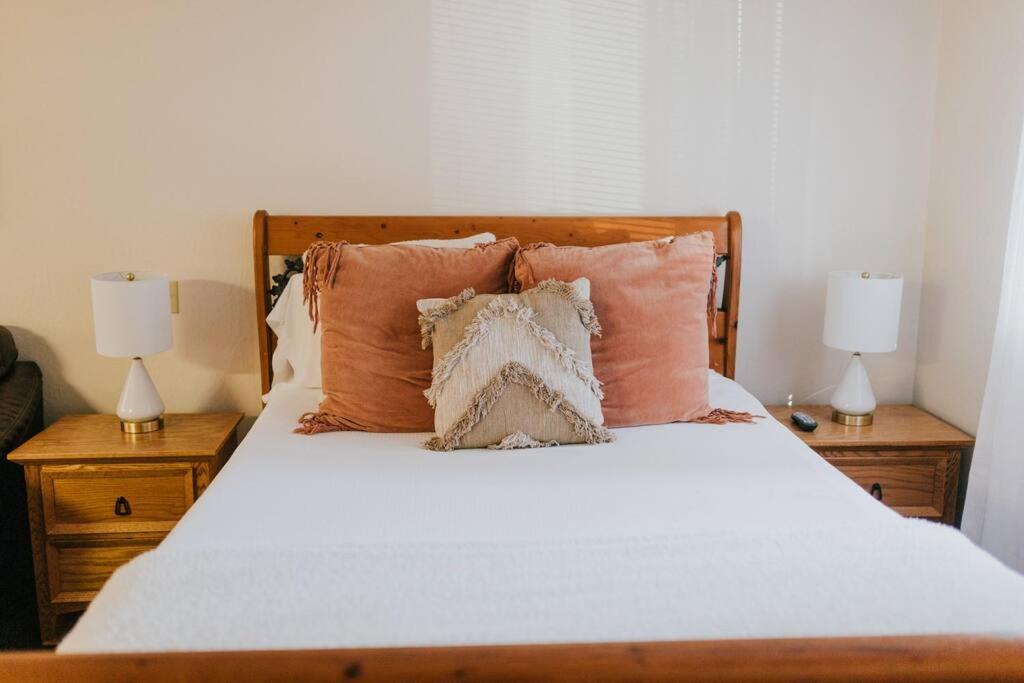 The Long Barn Lodge Экстерьер фото